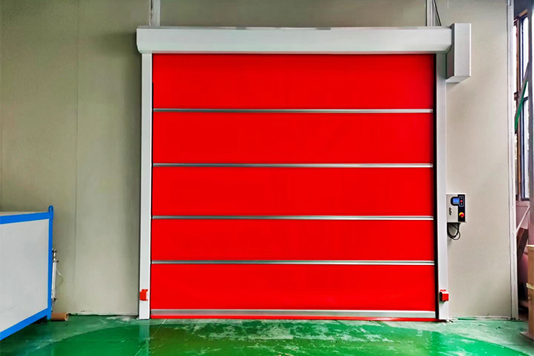 Có sự khác biệt nào giữa cánh cửa nhanh và cánh cửa tốc độ cao không?